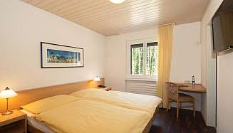 View to the window Dependance Doppelzimmer ergebnis