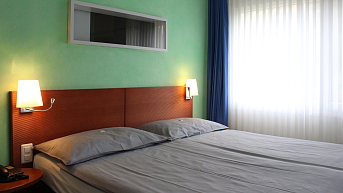 Economy Castello gezogener Vorhang 1 ergebnis