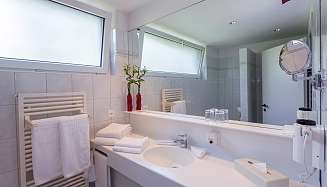 Family room bathroom Familienzimmer Bad 3 ergebnis