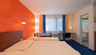 Familienzimmer Castello Fenster Familienzimmer Castello Fenster 2 ergebnis