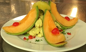 Pouletsalat mit Melone