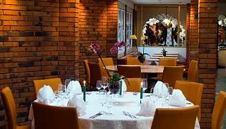 Tropenpflanzen Restaurant Runder Tisch Tropenpflanzen Restaurant Runder Tisch 4 ergebnis